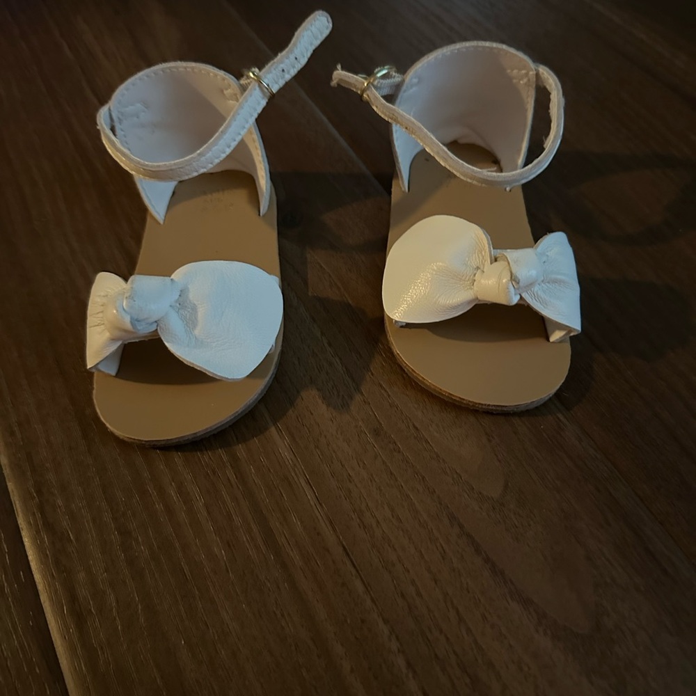 Janie and Jack White Bow Kids Sandals